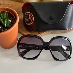 Ray-Ban Jackie Ohh II Sunglasses
